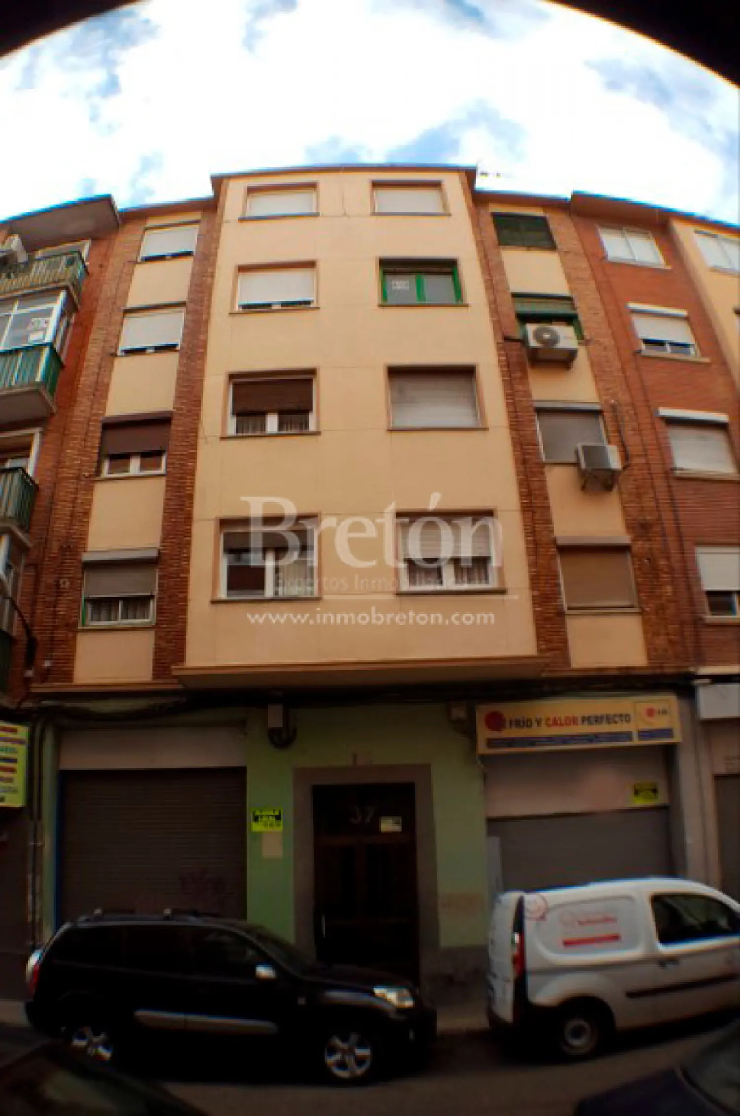  till salu lokal Delicias 50017 D.C. Zaragoza 1