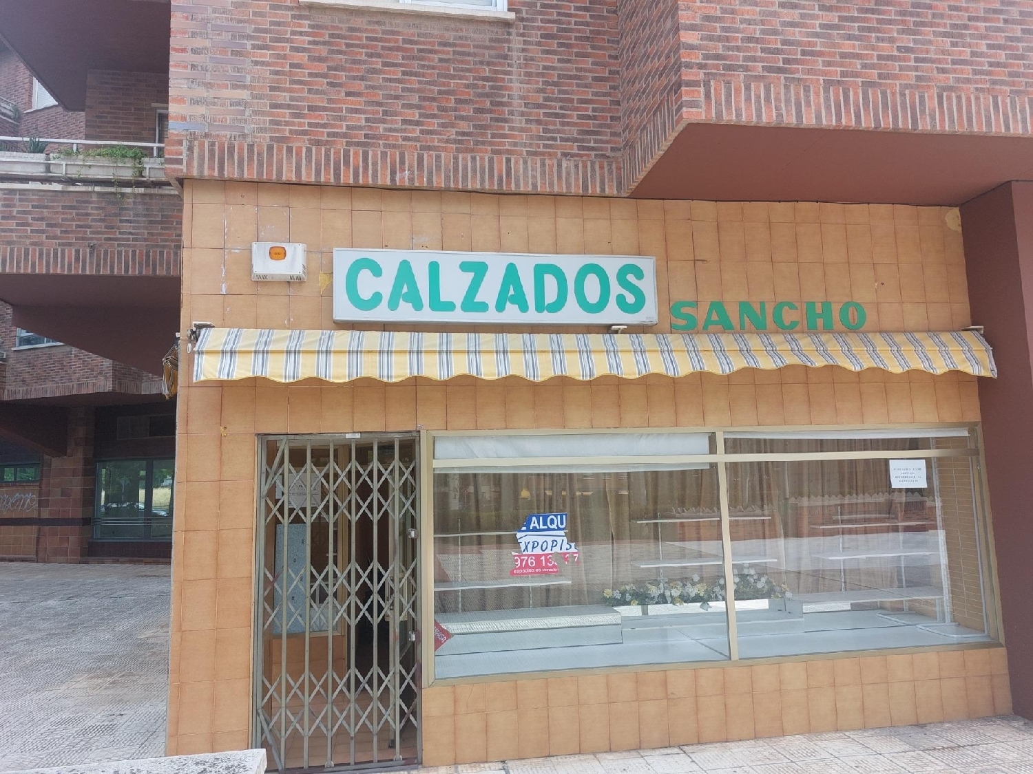till salu lokal Delicias 50017 D.C. Zaragoza 2