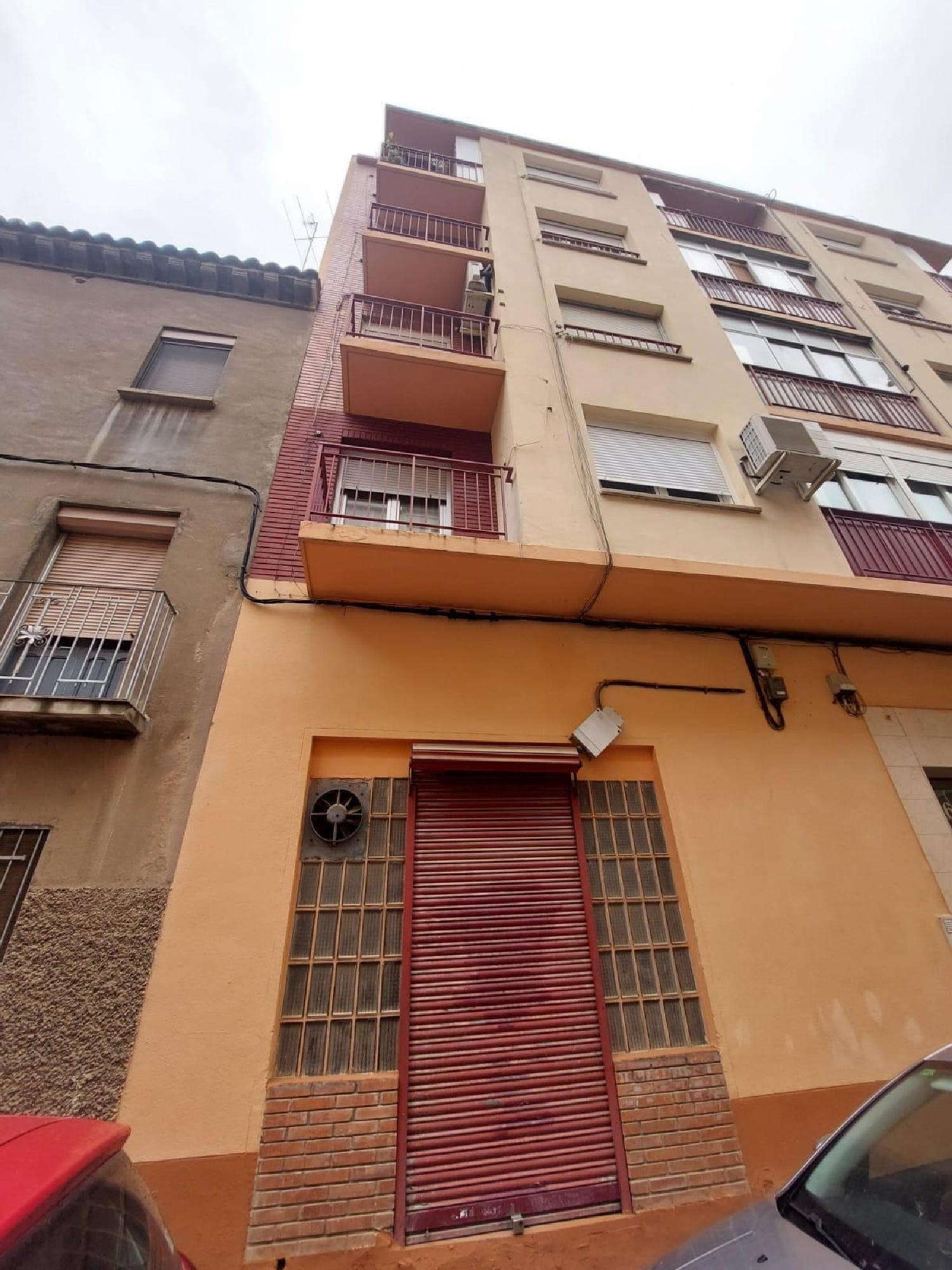  till salu lokal Delicias 50010 D.C. Zaragoza 1