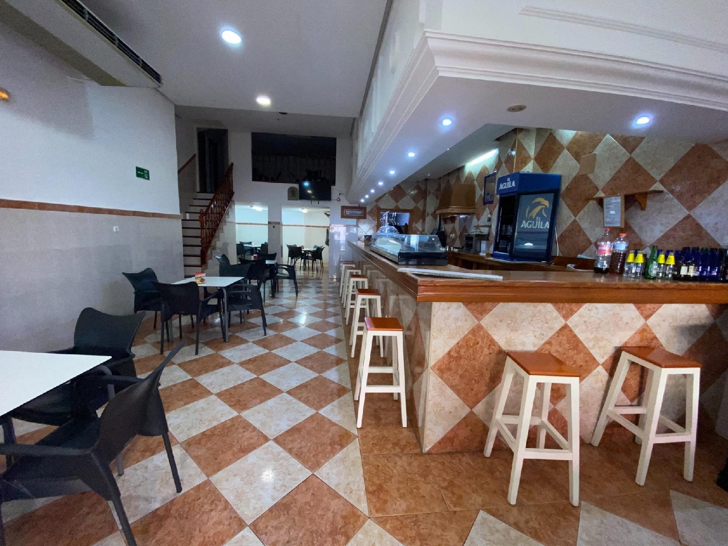  till salu lokal Divina Pastora Alacantí 1