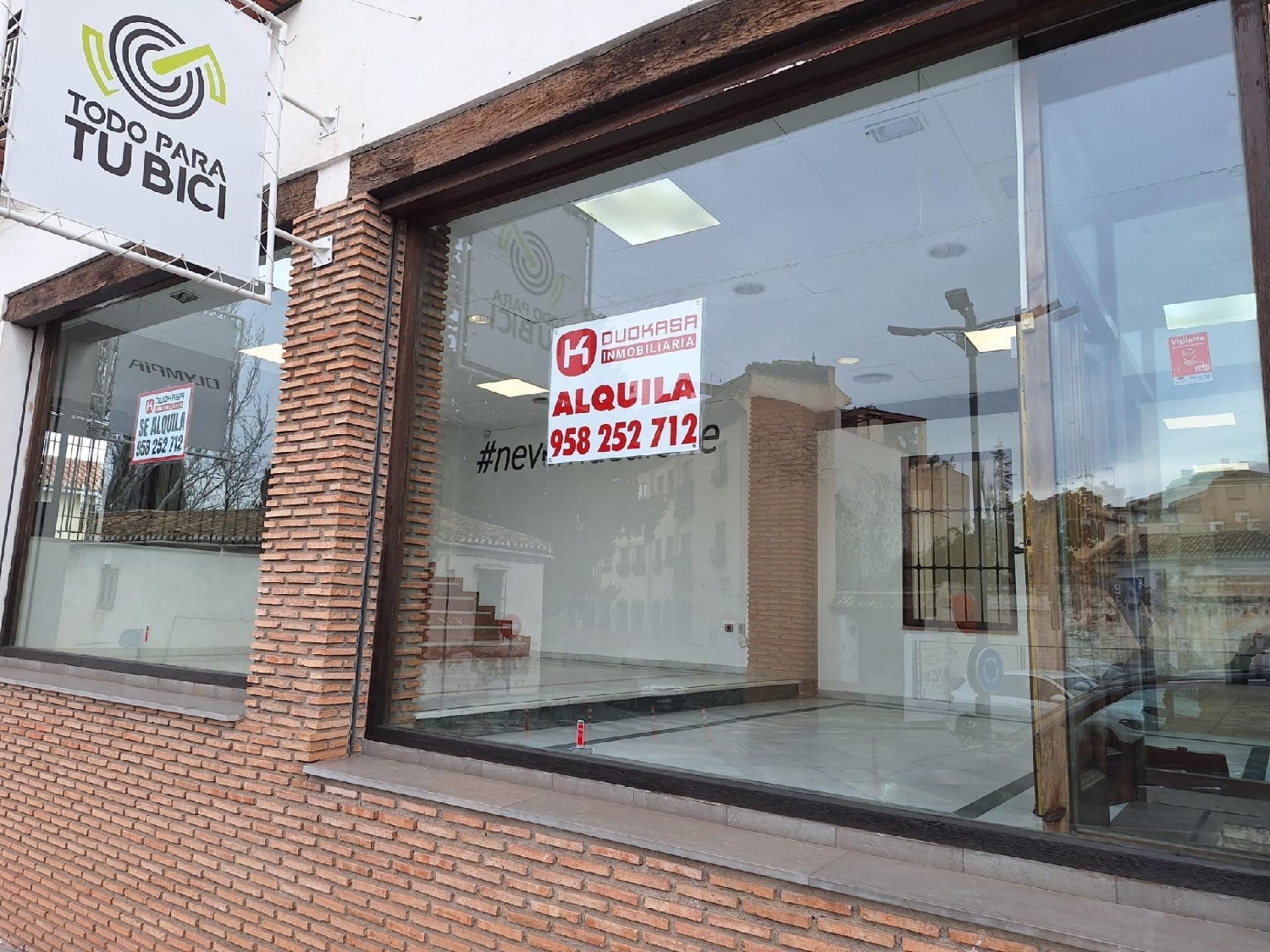  till salu lokal Puerto Lope Loja 6