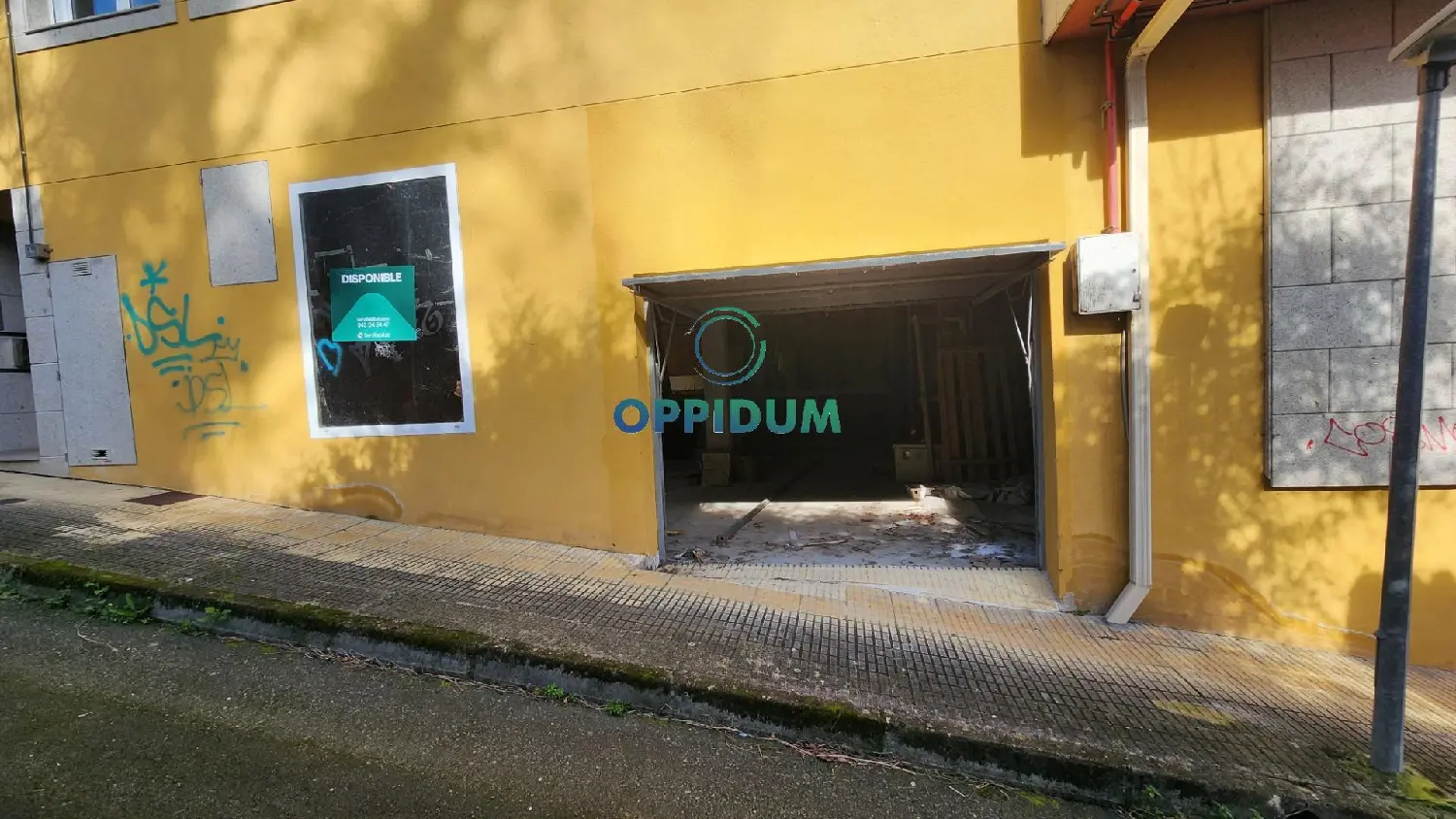 till salu lokal Outra Aldea Coruña 2