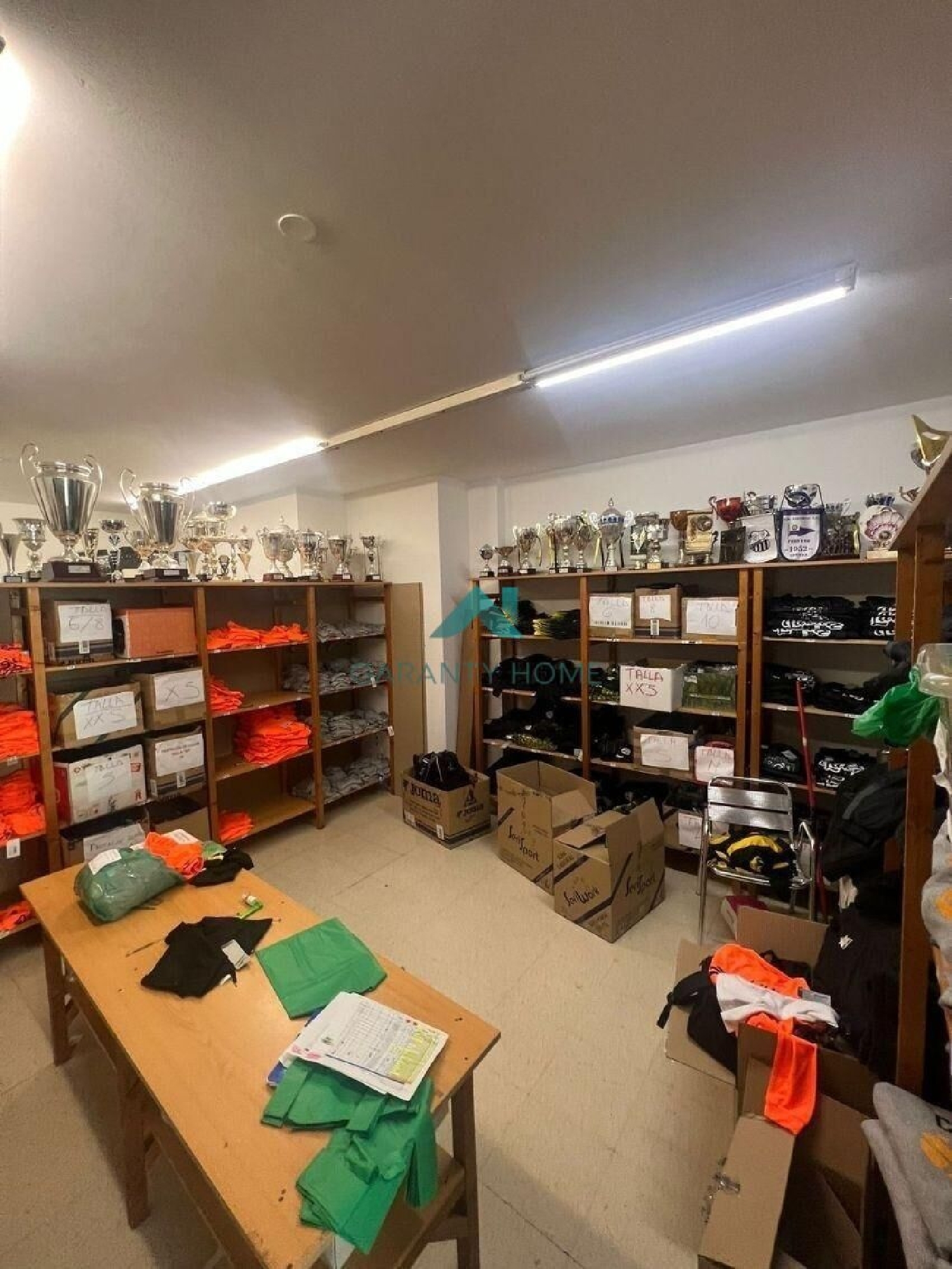 till salu lokal Ehari Ali Gobeo Sansomendi Vitoria-Gasteiz 3