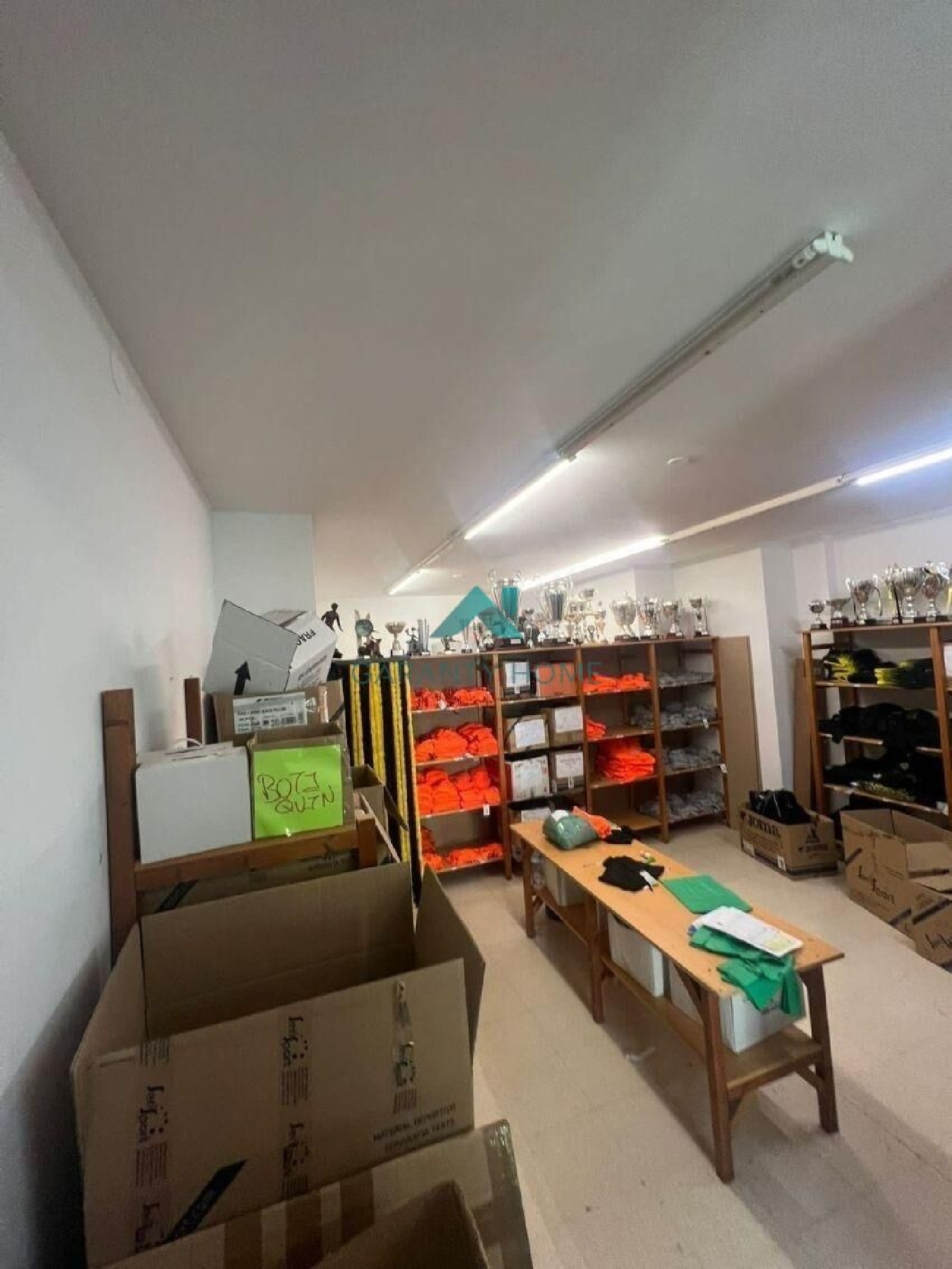 till salu lokal Ehari Ali Gobeo Sansomendi Vitoria-Gasteiz 2