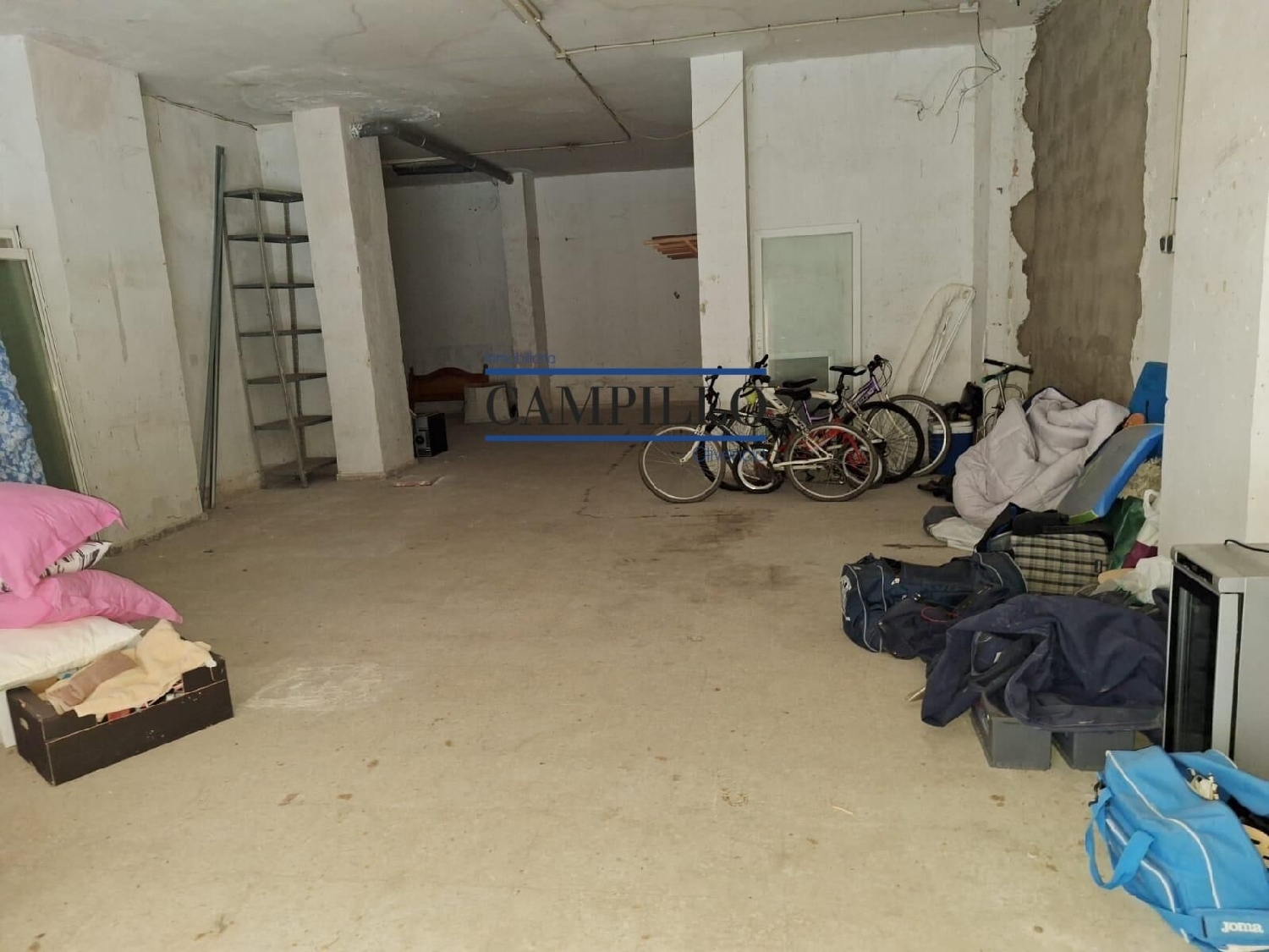  till salu lokal La Parra Poniente Almeriense 1