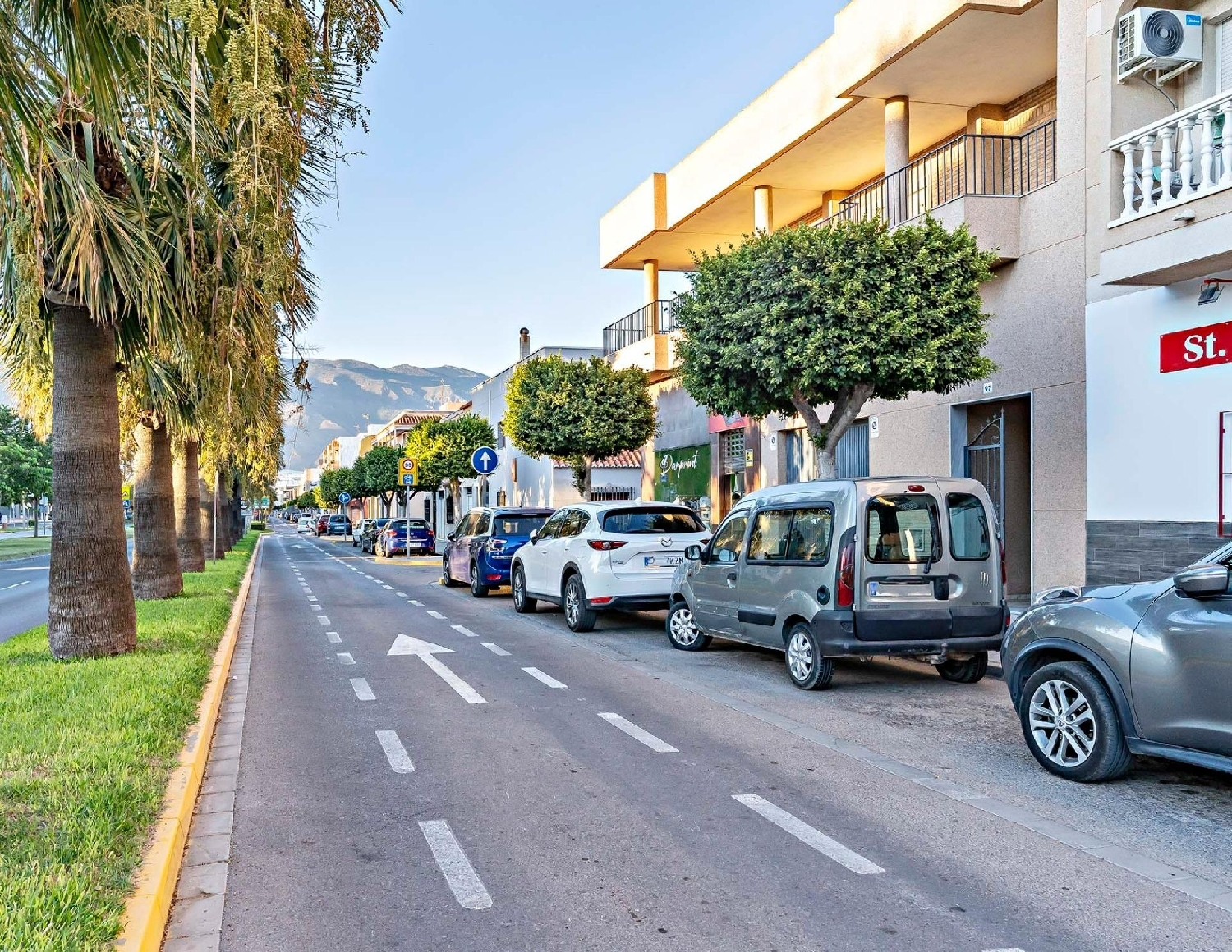  till salu lokal El Canalillo Poniente Almeriense 1