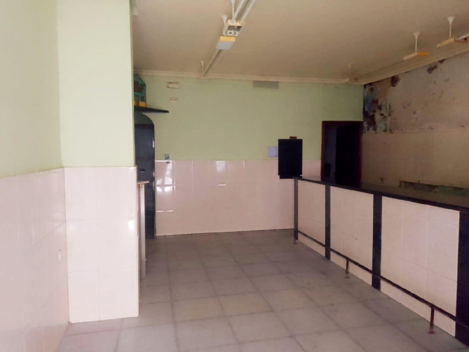  till salu lokal El Entrego Nalón 6