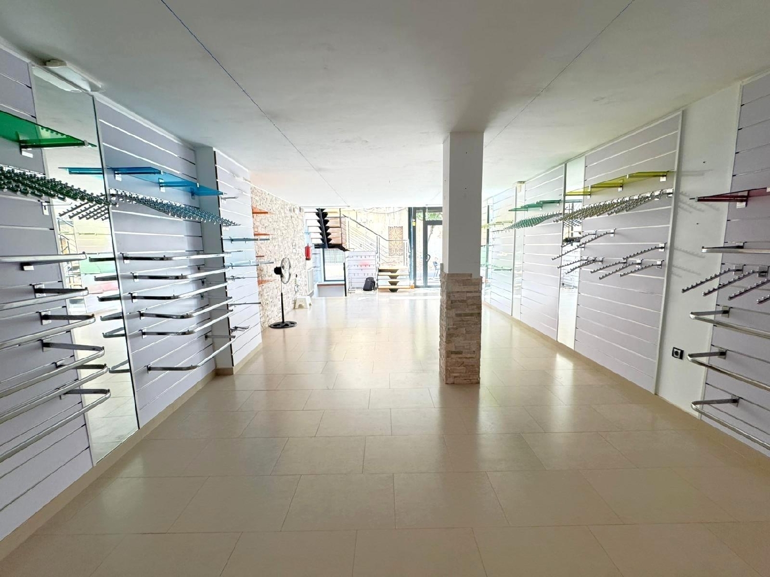  till salu lokal El Francaset Tarragonès 5