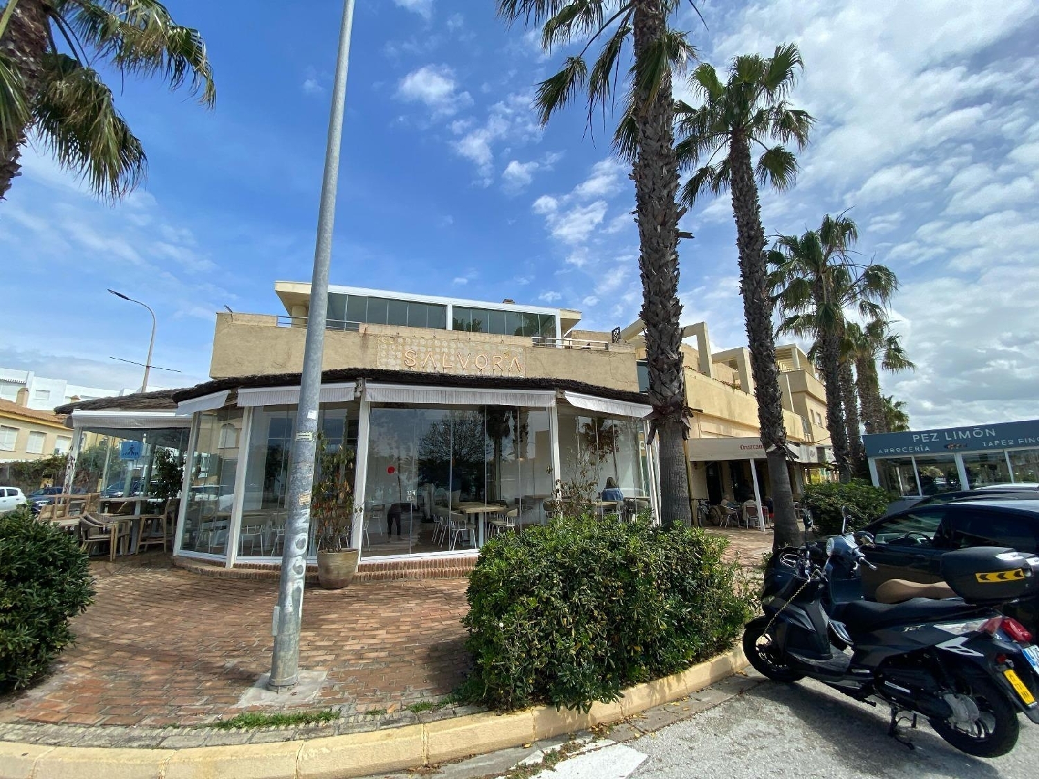  till salu lokal San Antonio Bahía De Cádiz 7