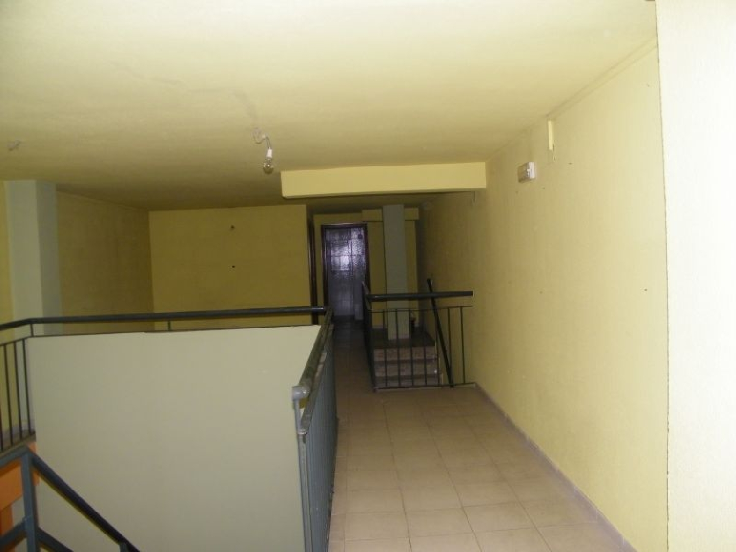  till salu lokal El Manantío Badajoz 8