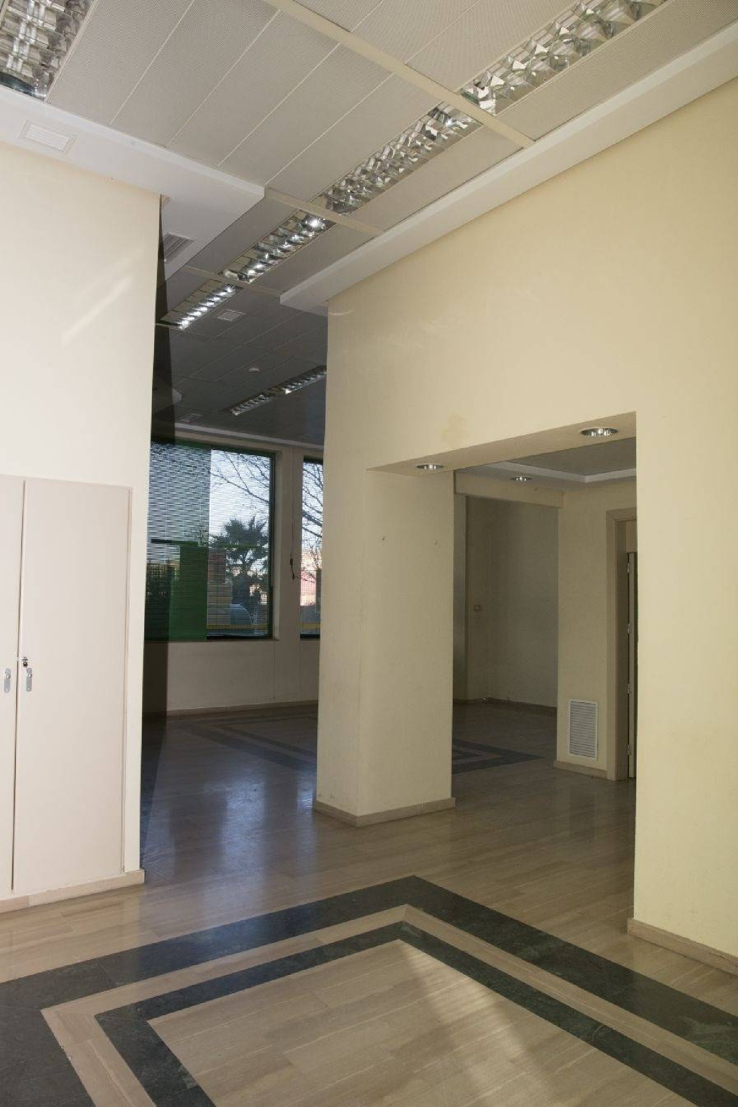  till salu lokal El Manantío Badajoz 7