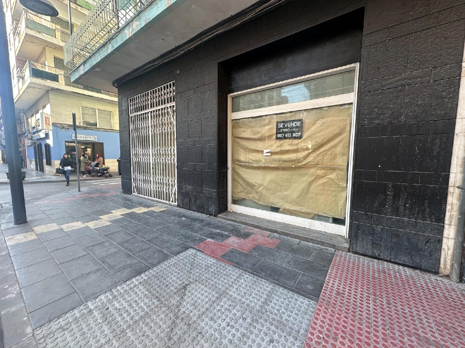  till salu lokal El Palmeral Baix Segura 1