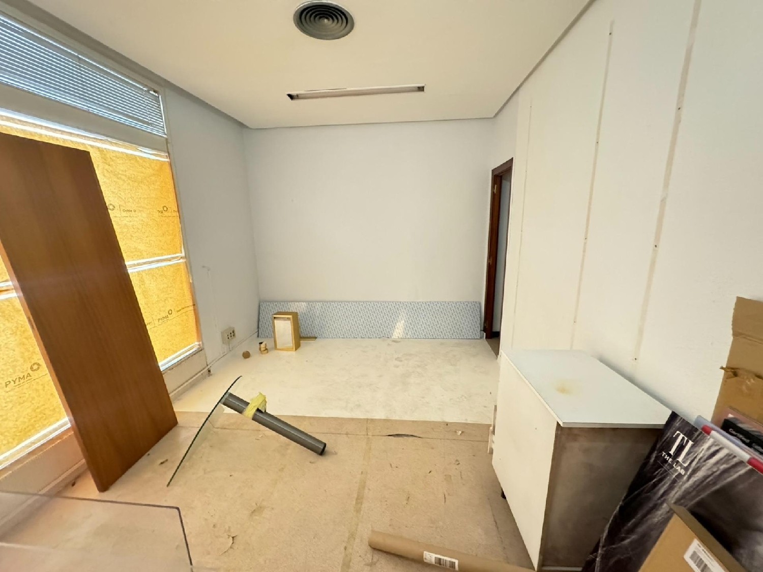  till salu lokal El Palmeral Baix Segura 8