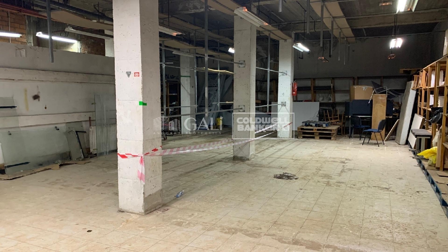  till salu lokal El Pas De La Casa Encamp 7