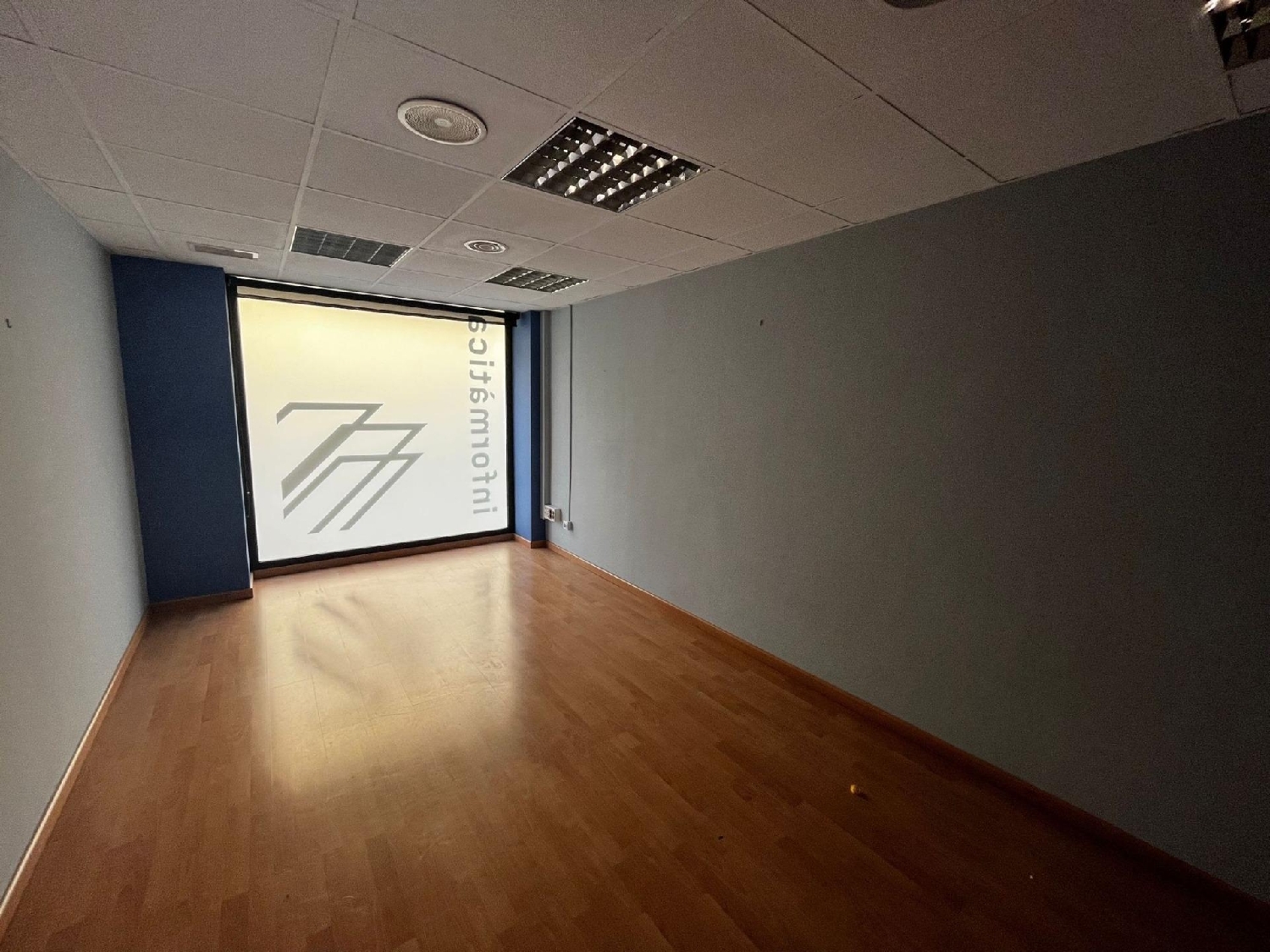 till salu lokal El Pas De La Casa Encamp 8
