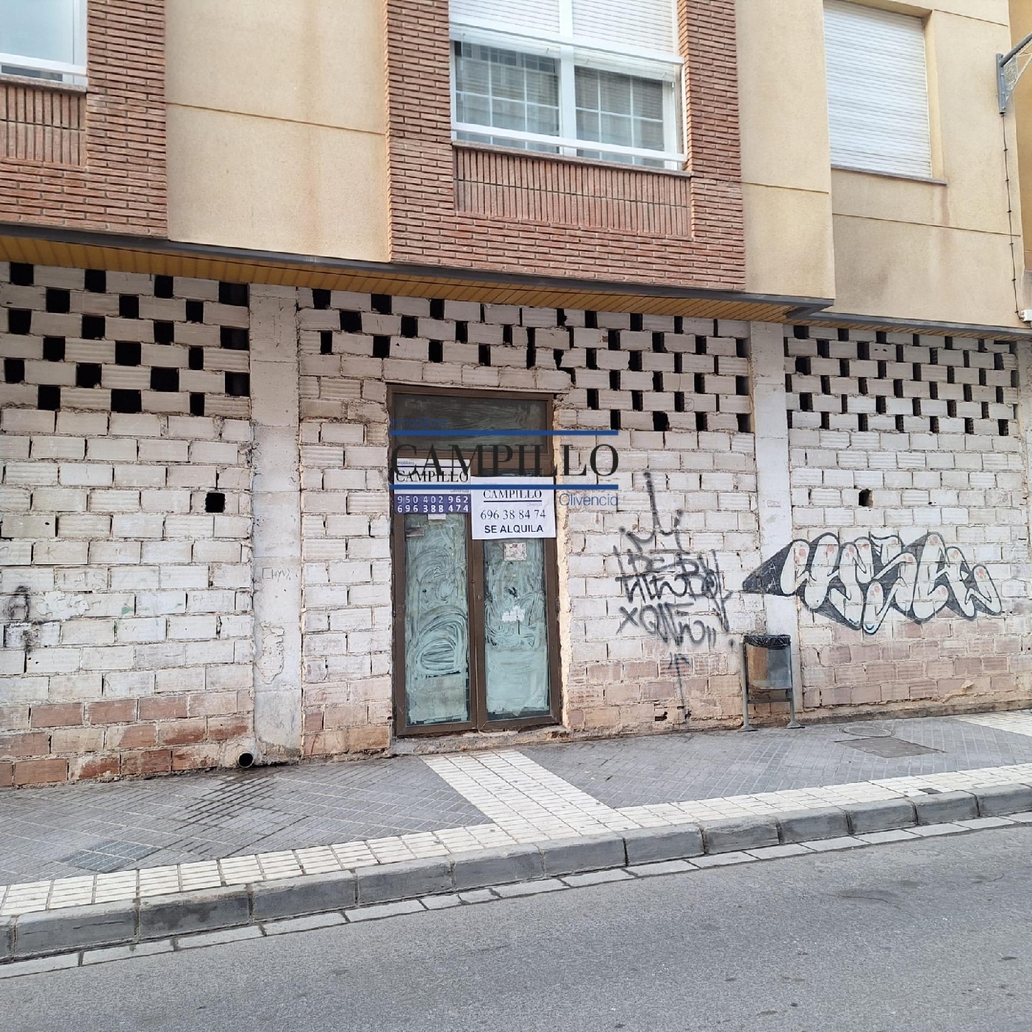 till salu lokal El Patio Poniente Almeriense 3