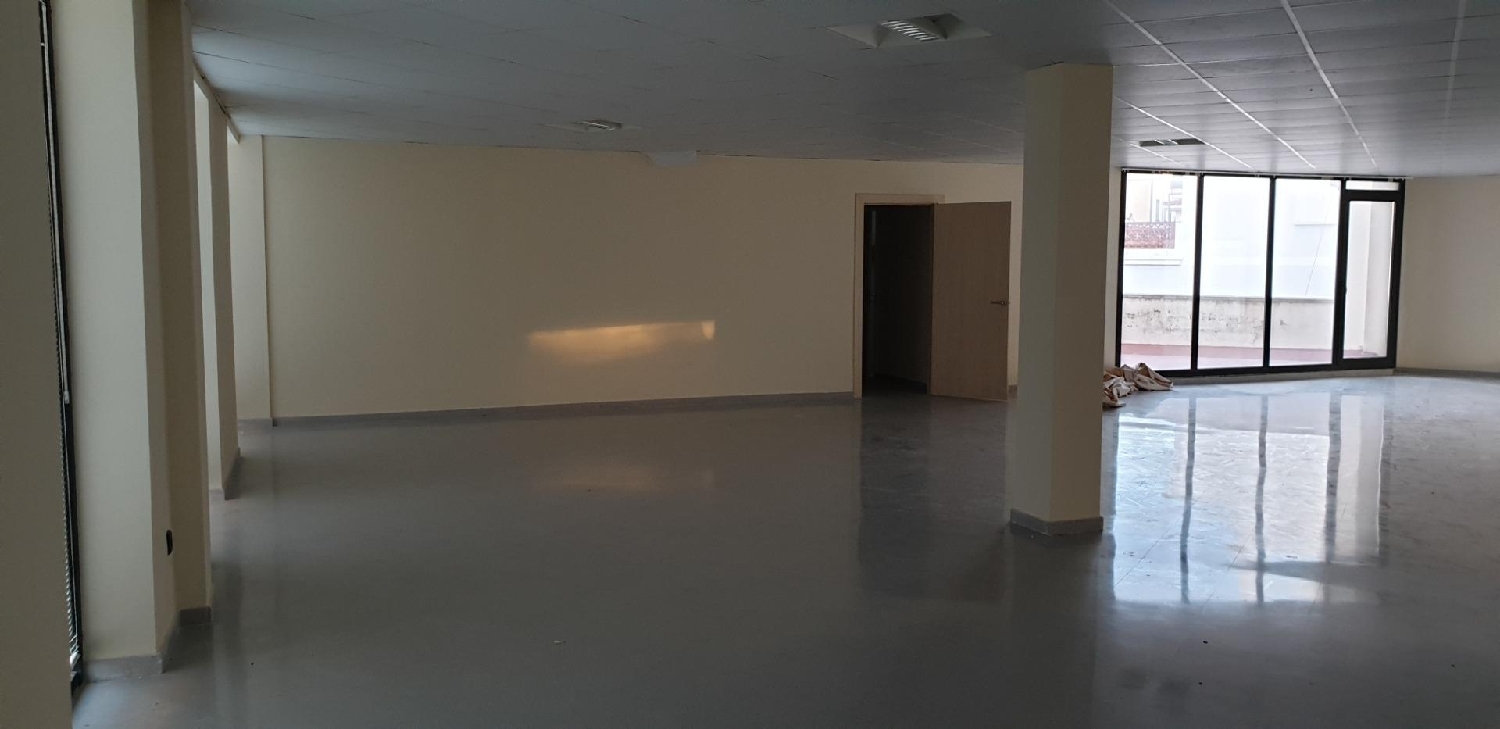  till salu lokal El Perelló Baix Ebre 4