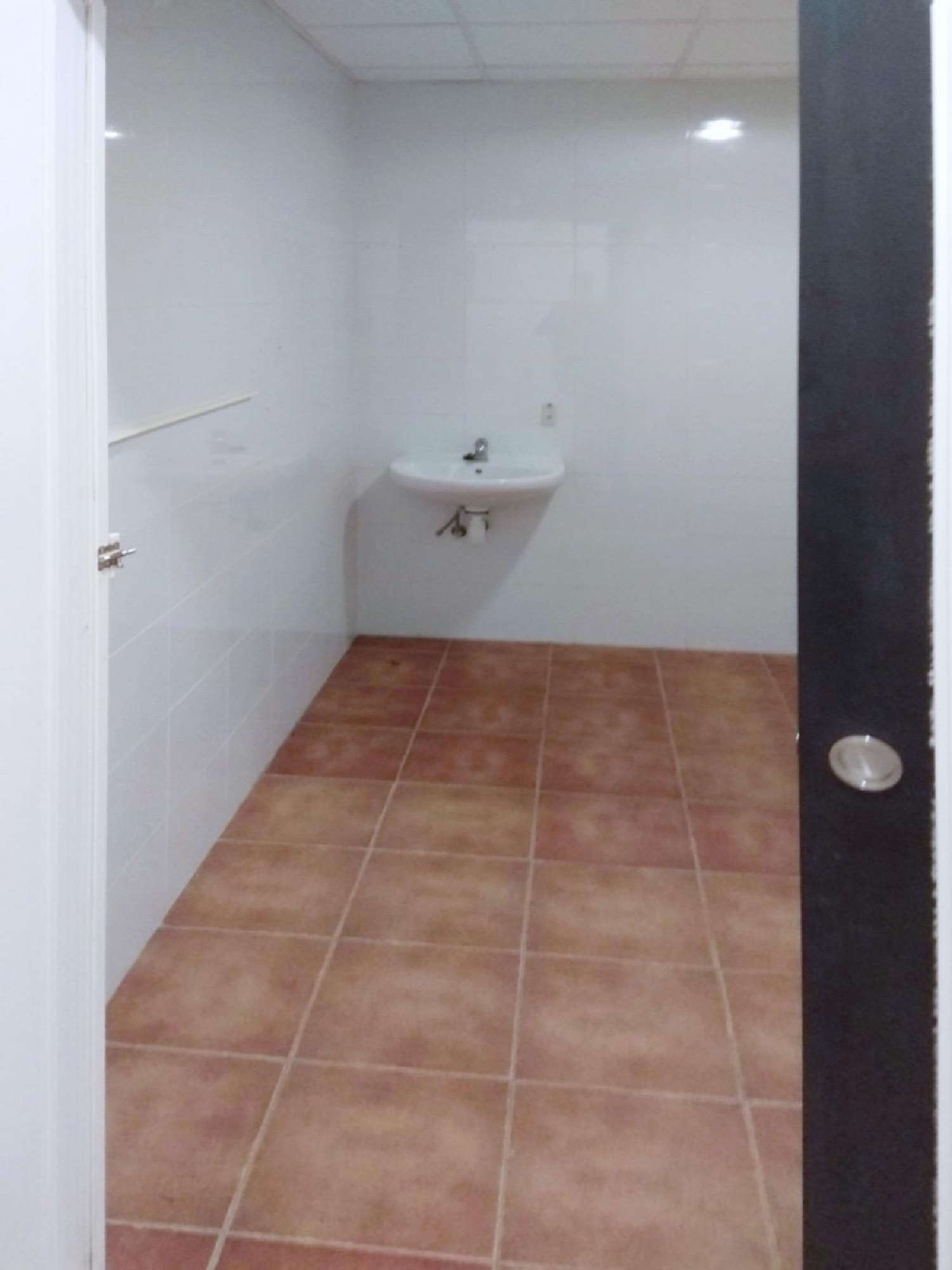 till salu lokal La Saida Trinitat Valencia 3