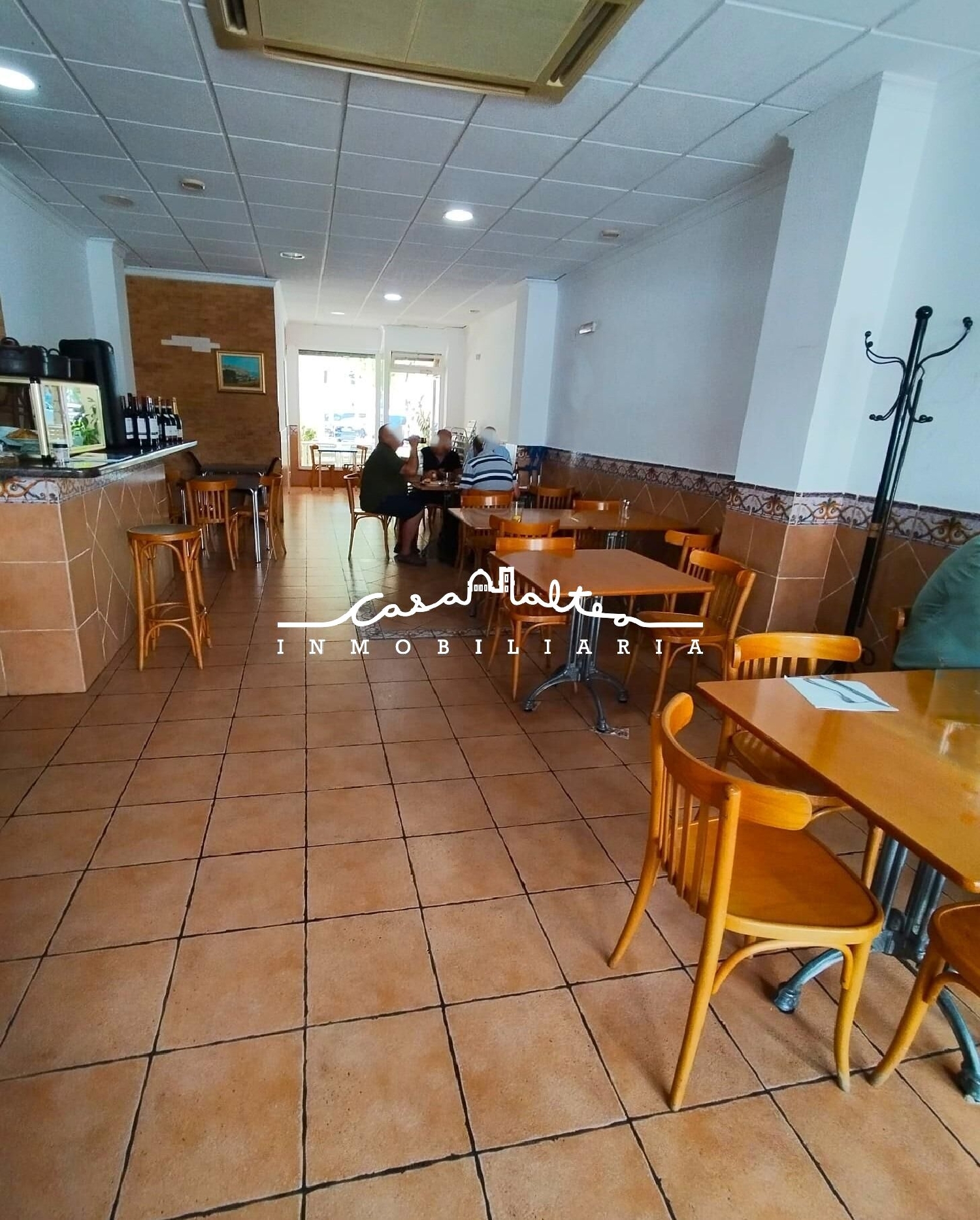  till salu lokal El Planet Marina Baixa 1