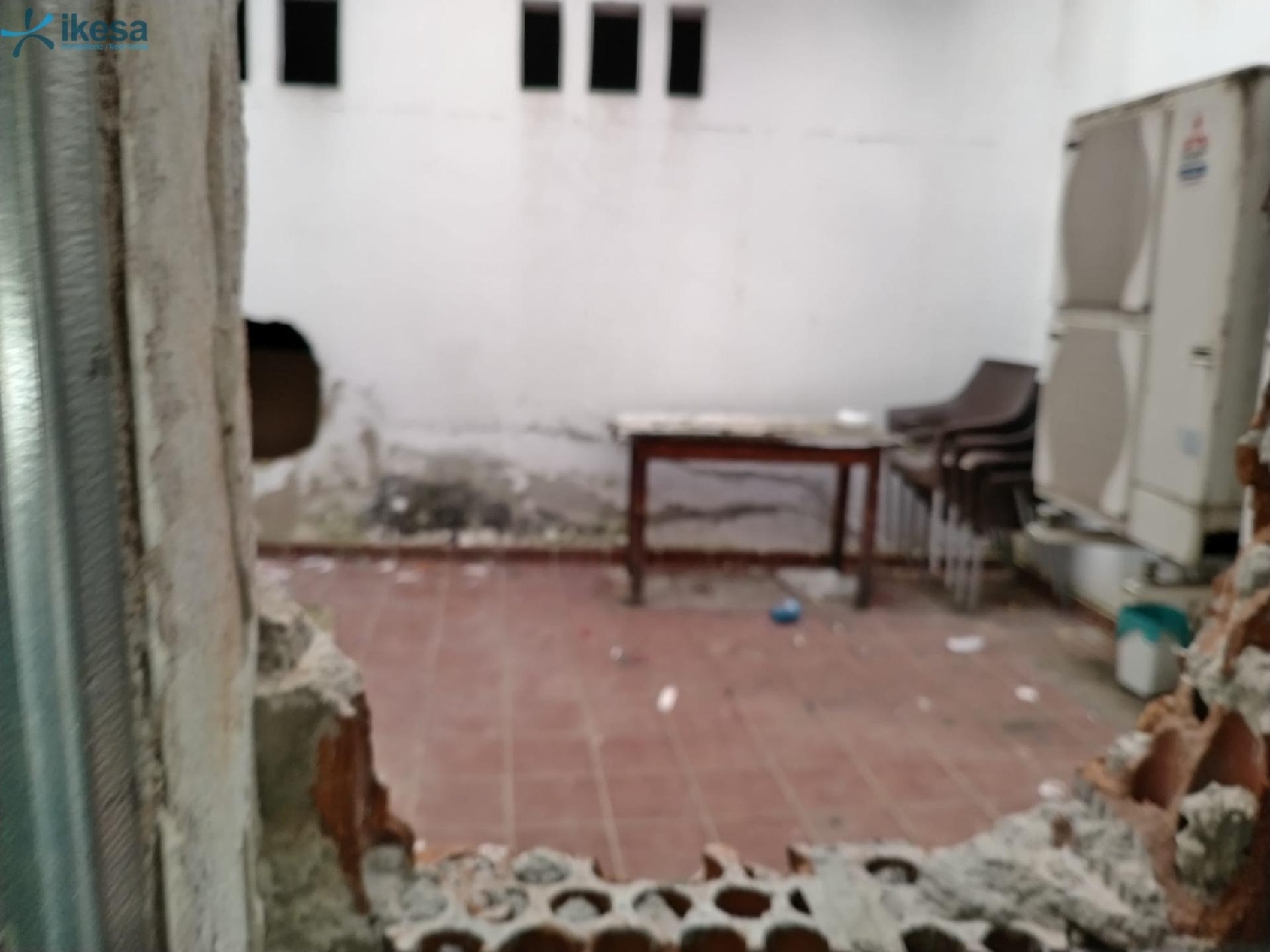  till salu lokal Los Pinares Badajoz 8