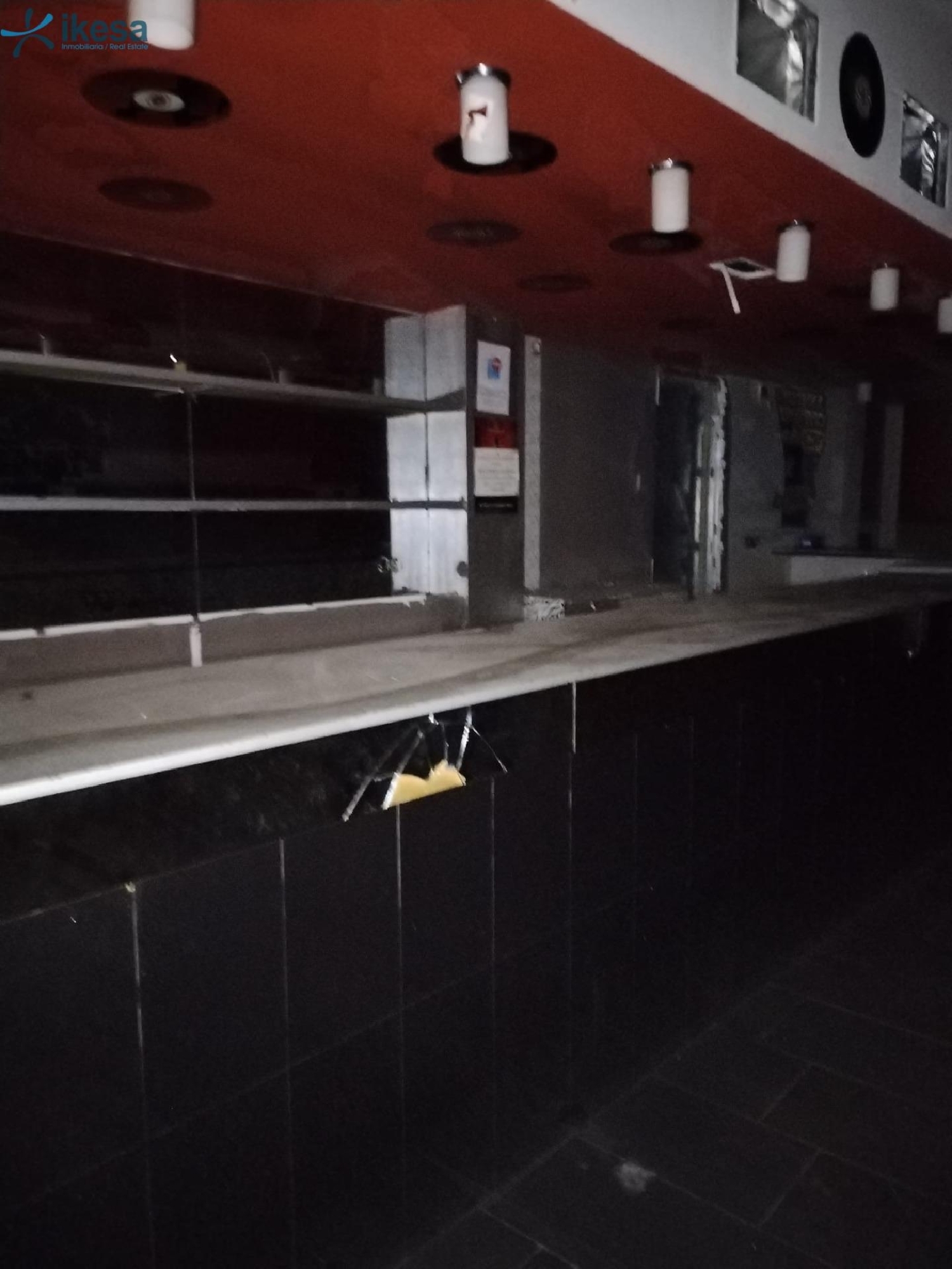 till salu lokal Los Pinares Badajoz 3