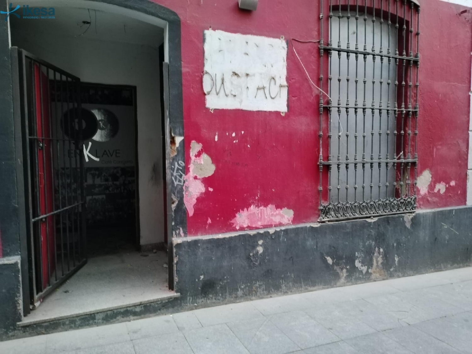  till salu lokal Los Pinares Badajoz 1