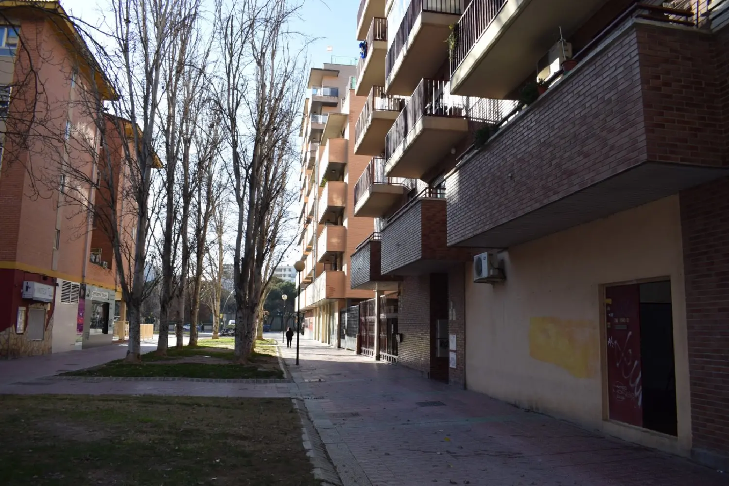 till salu lokal El Rabal D.C. Zaragoza 2