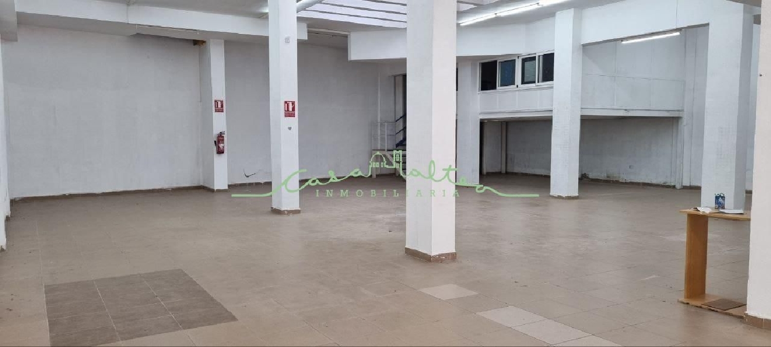  till salu lokal El Tossal Marina Baixa 5
