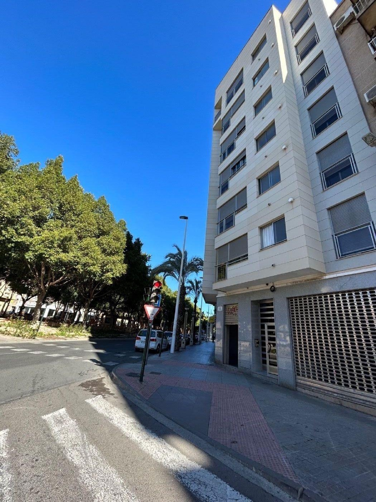  till salu lokal Elche Reina Victoria Baix Vinalopó 4