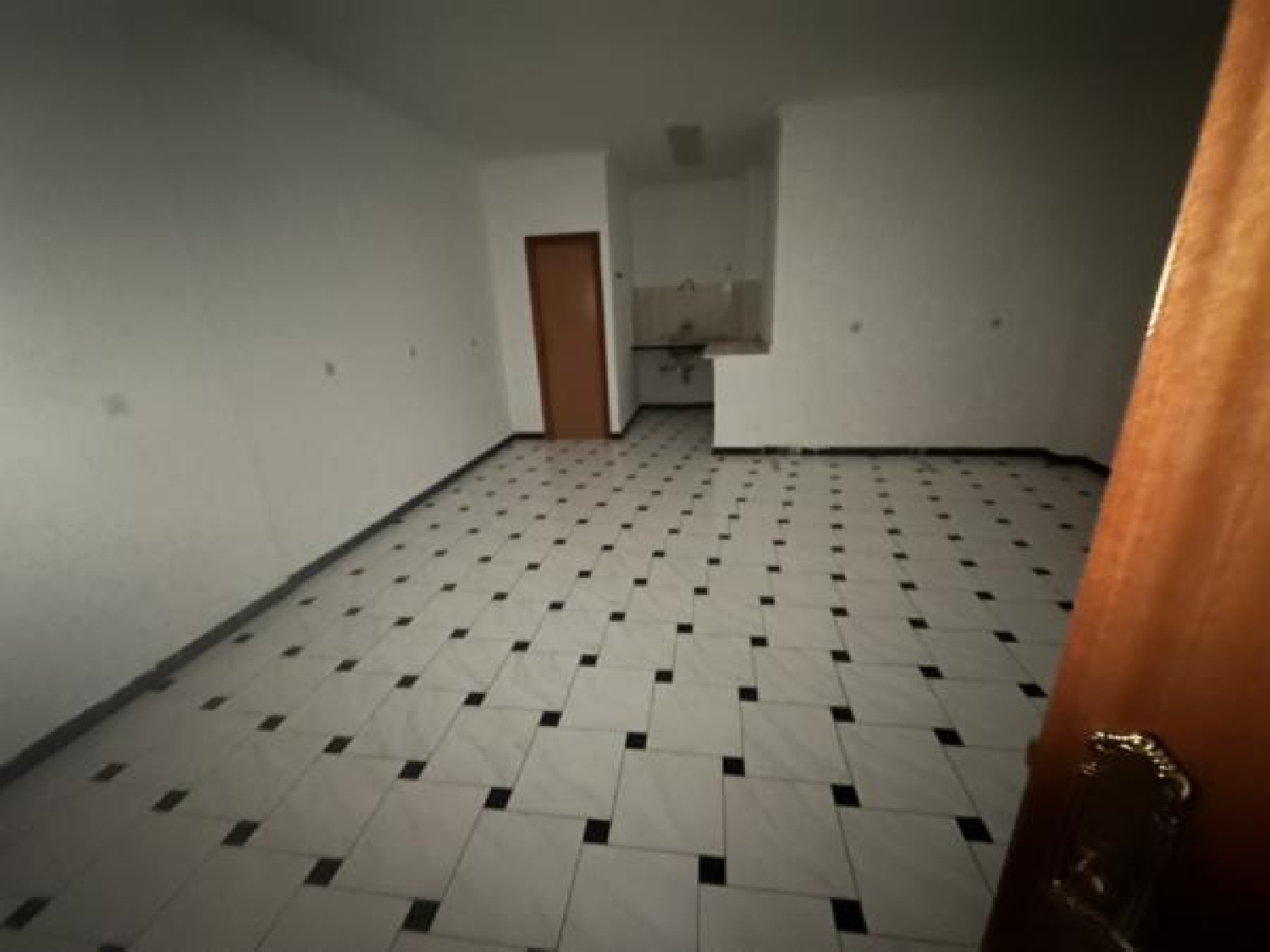  till salu lokal Elda Vinalopó Mitjà 6
