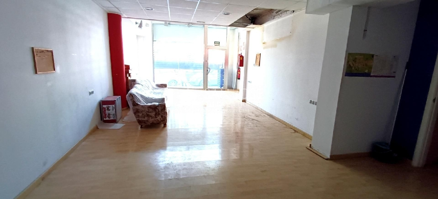  till salu lokal Elda Vinalopó Mitjà 1