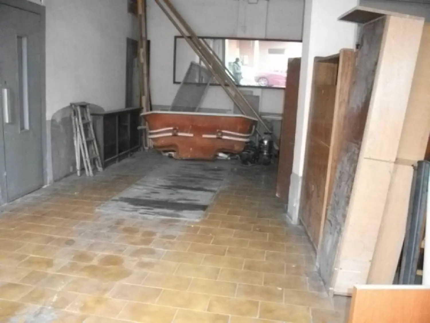  till salu lokal Els Comdals Bages 1
