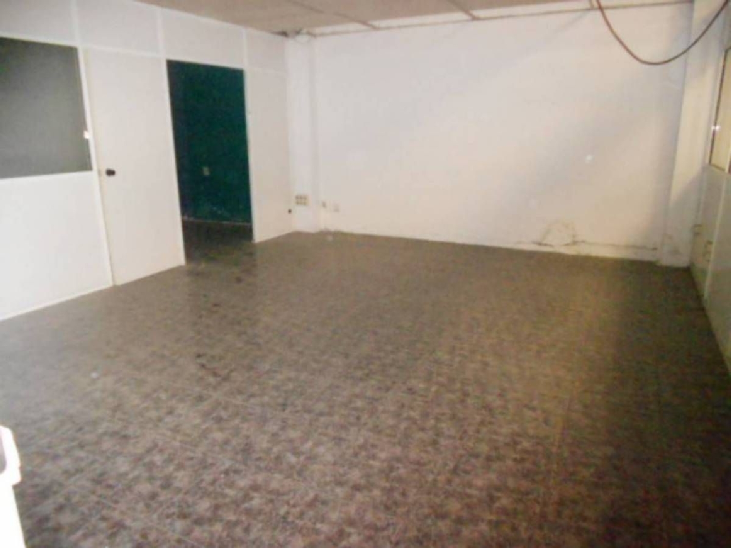  till salu lokal Els Comdals Bages 4