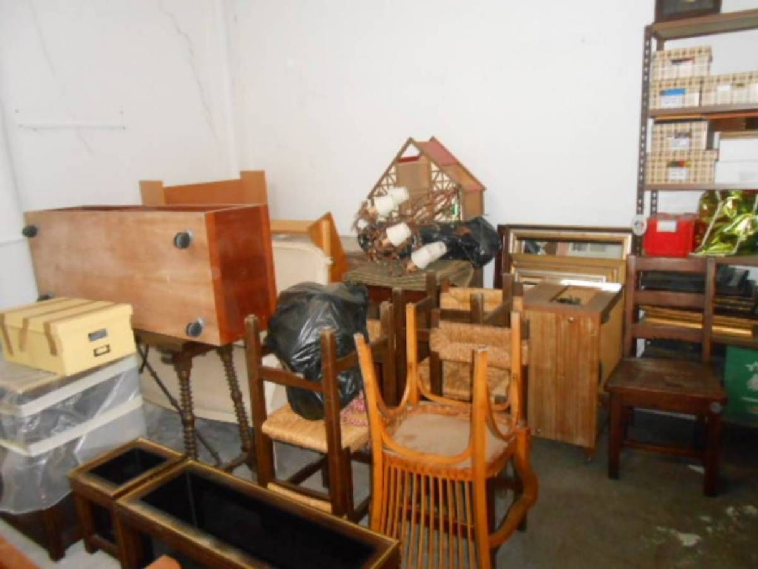  till salu lokal Els Comdals Bages 4