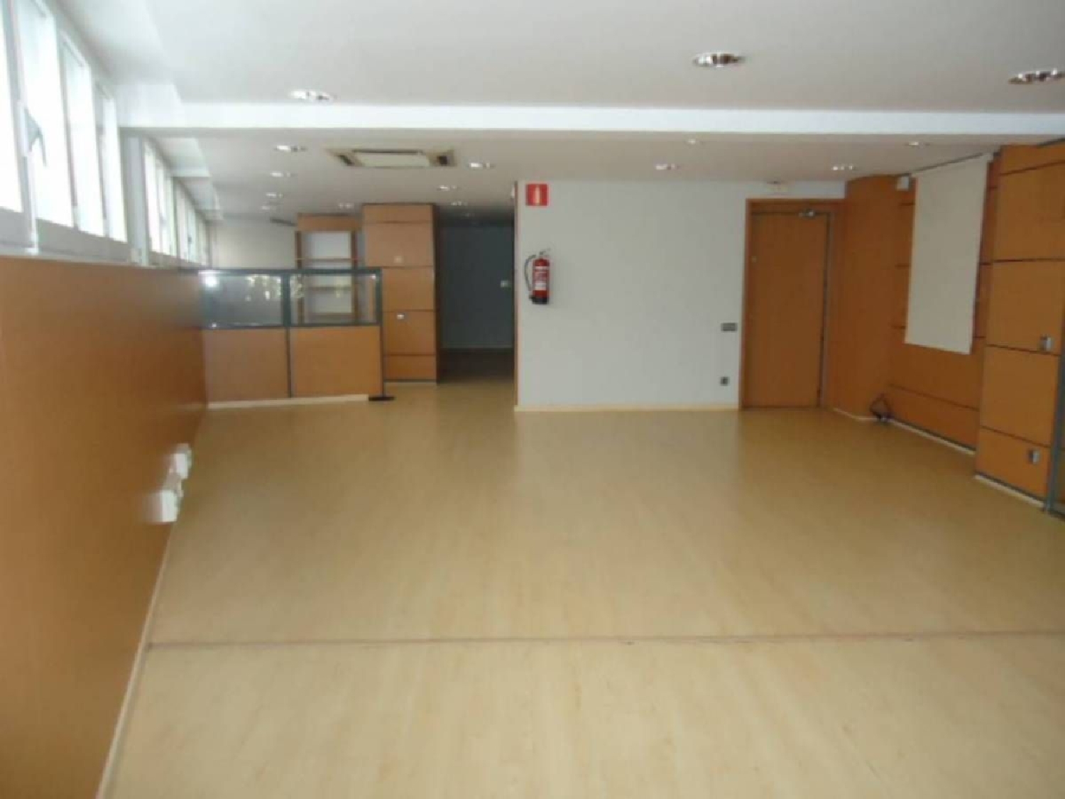  till salu lokal Els Comdals Bages 1