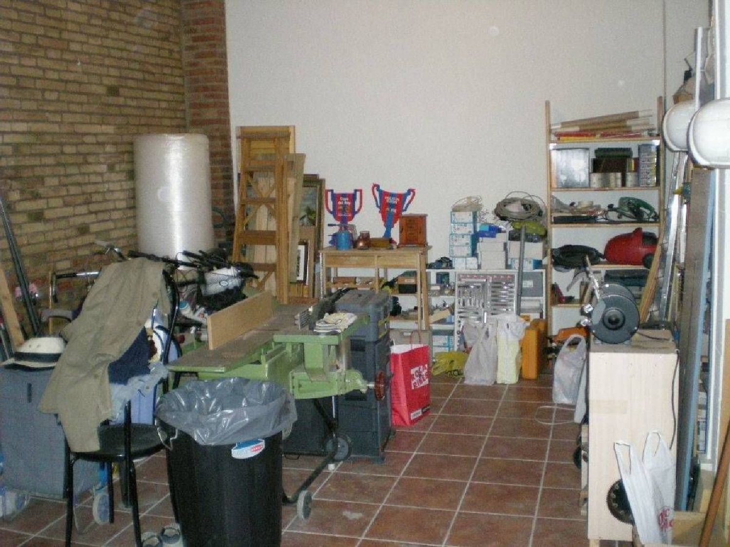 till salu lokal Els Comdals Bages 2