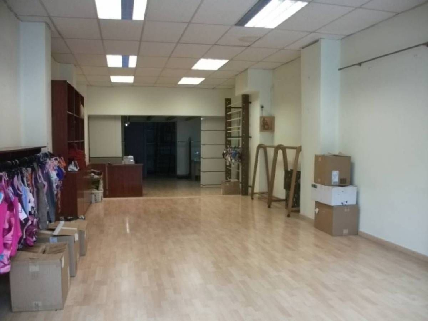  till salu lokal Els Comdals Bages 2