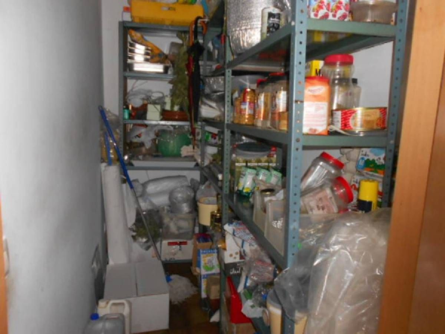 till salu lokal Els Comdals Bages 3