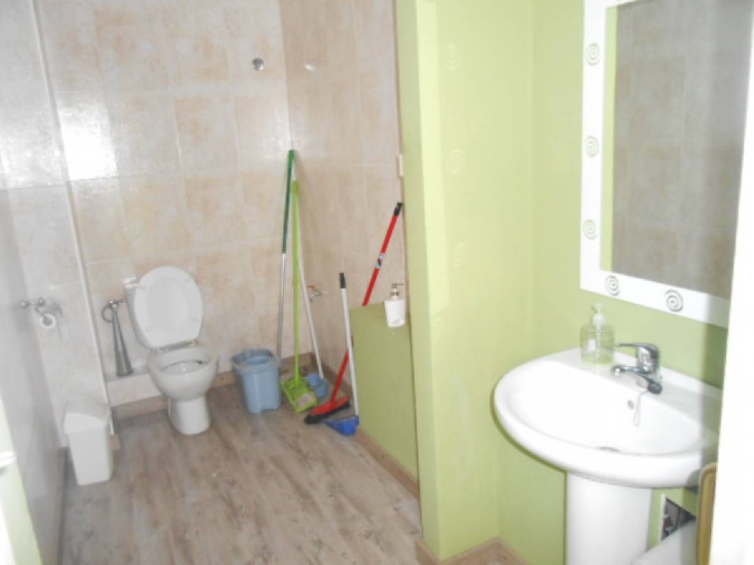  till salu lokal Els Comdals Bages 6