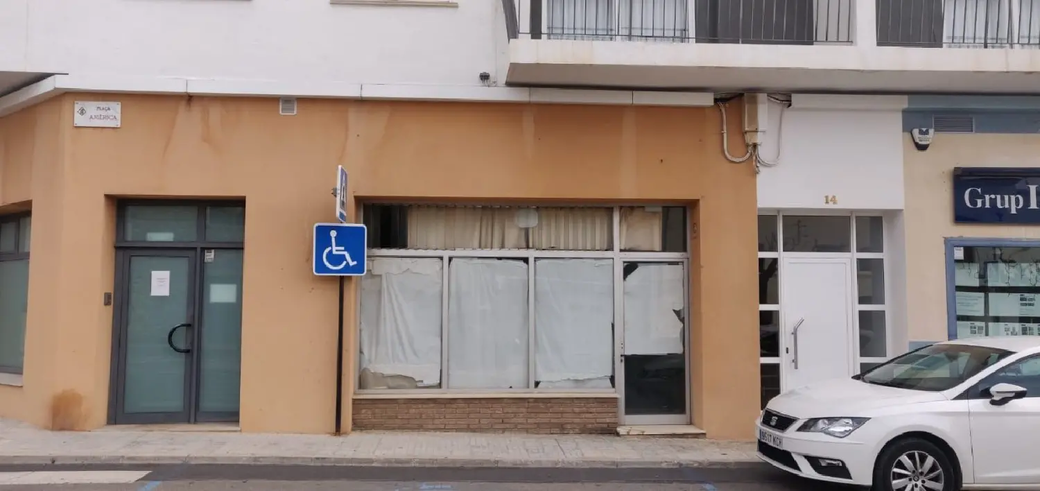  till salu lokal Els Plans Montsià 1
