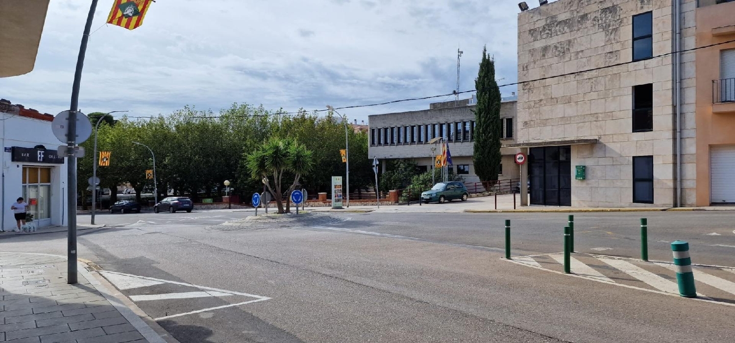  till salu lokal Els Plans Montsià 5