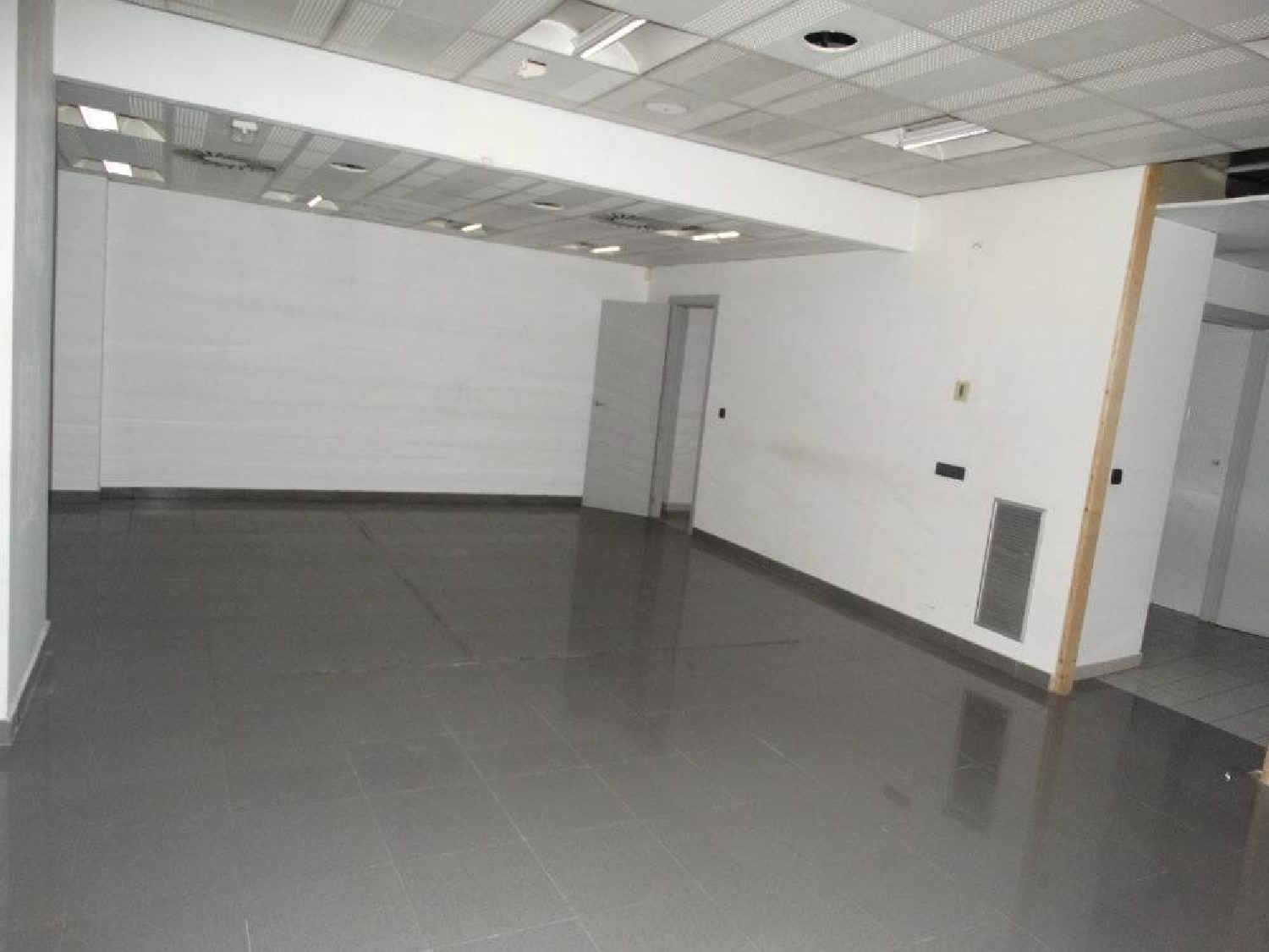  till salu lokal Estación-Manantiales Campiña 7