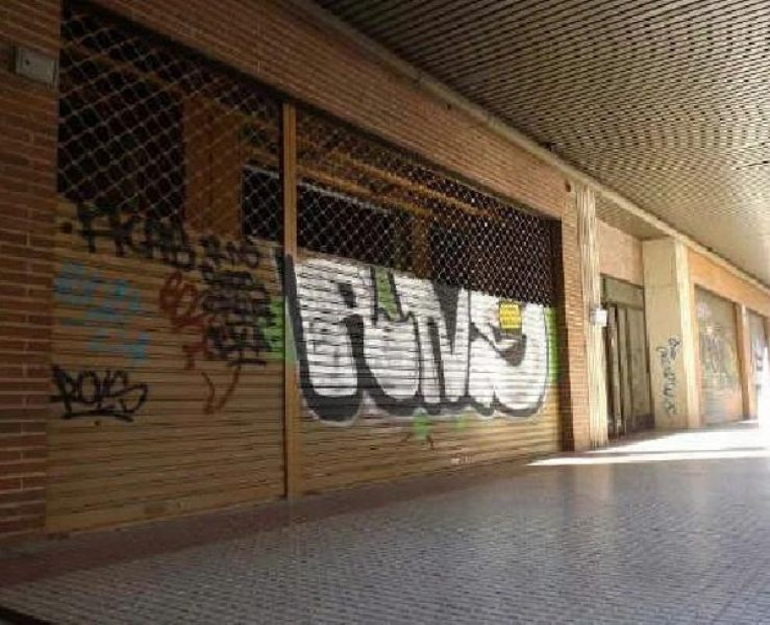  till salu lokal Estación-Manantiales Campiña 1