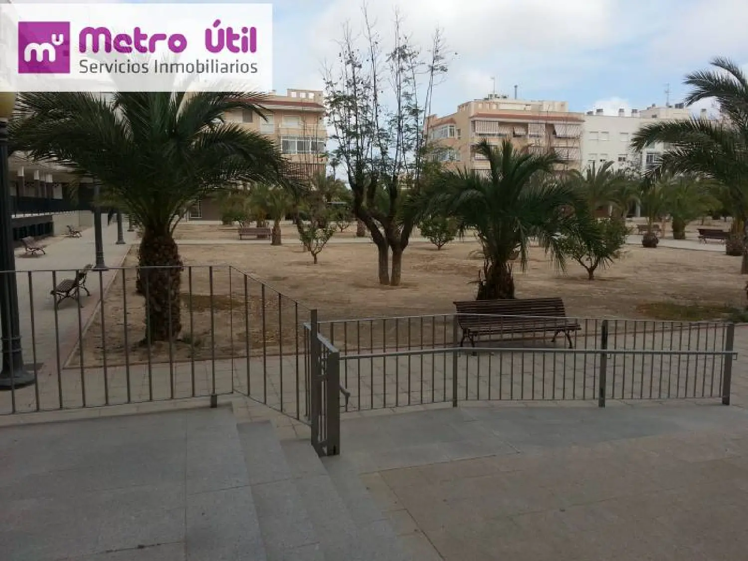  till salu lokal Estadio Martínez Valero Baix Vinalopó 1