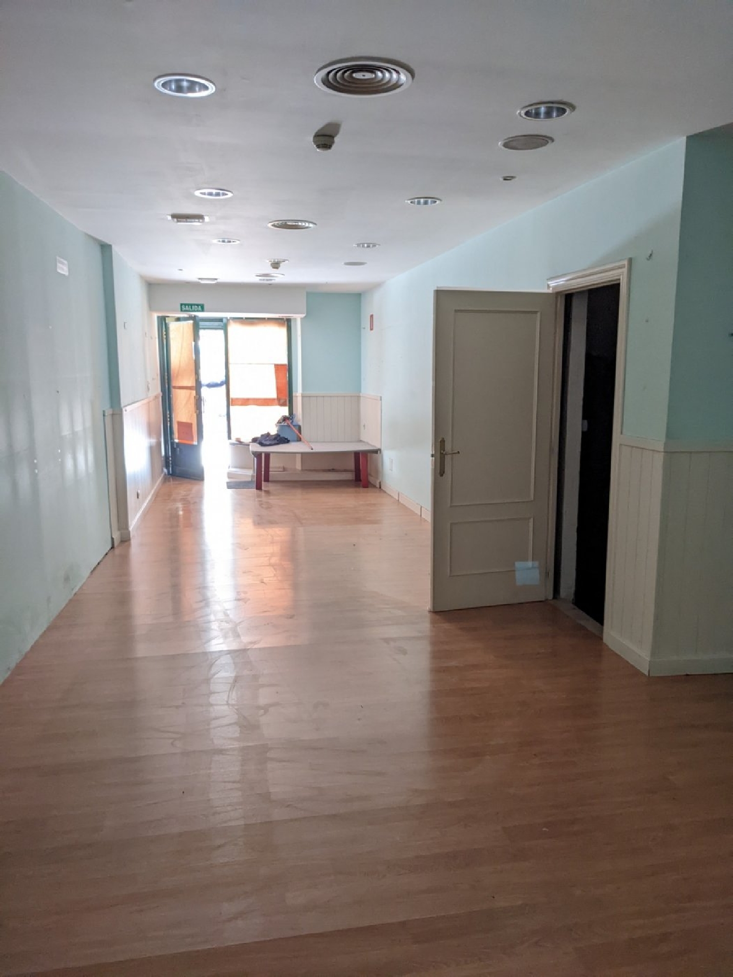 till salu lokal Estella Tierra Estella 3