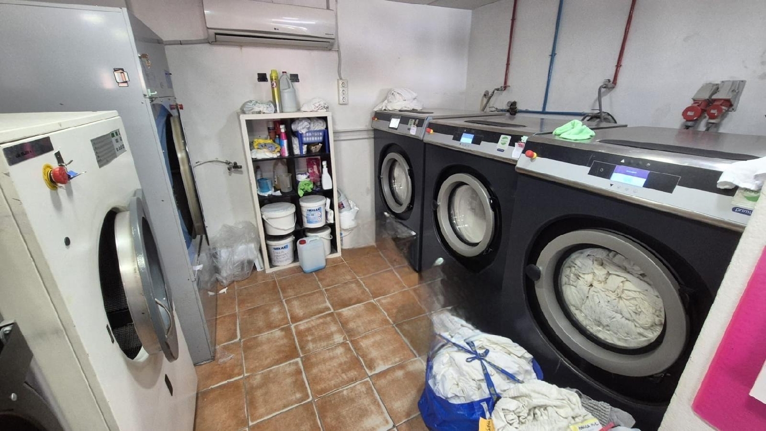  en venta local Torrequebrada Costa Del Sol Occidental 3