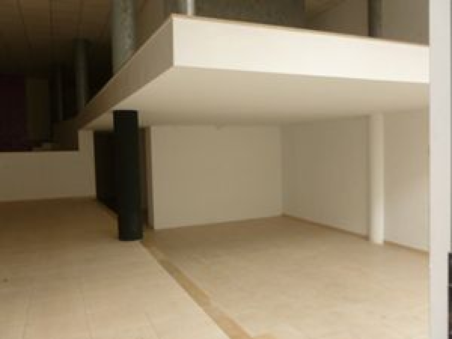 till salu lokal Eucaliptus Montsià 3