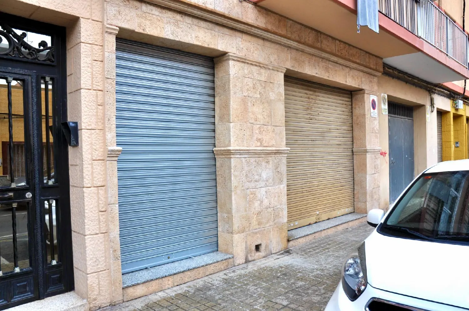  till salu lokal Extramurs La Roqueta Valencia 1