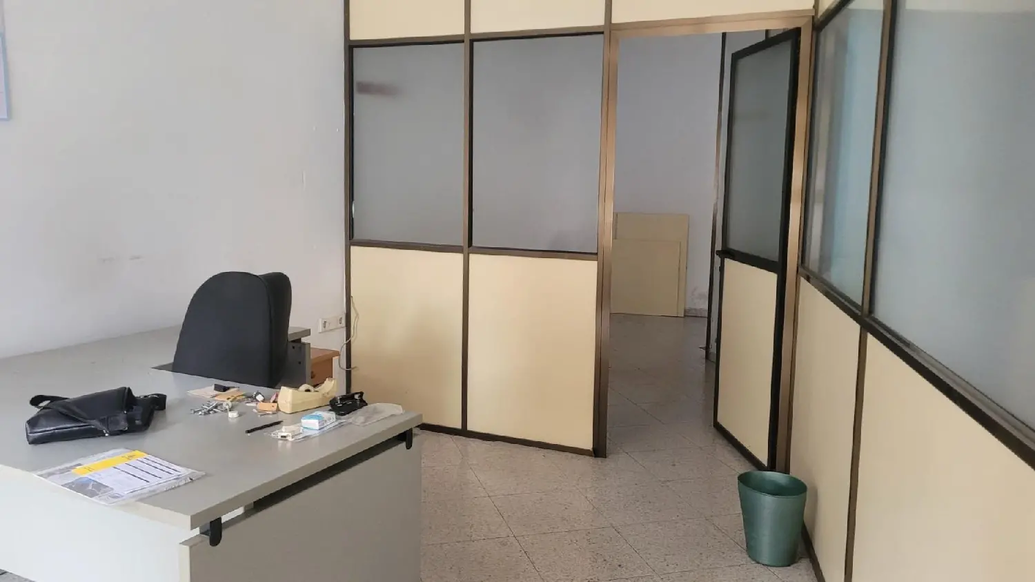  till salu lokal Extramurs La Roqueta Valencia 6