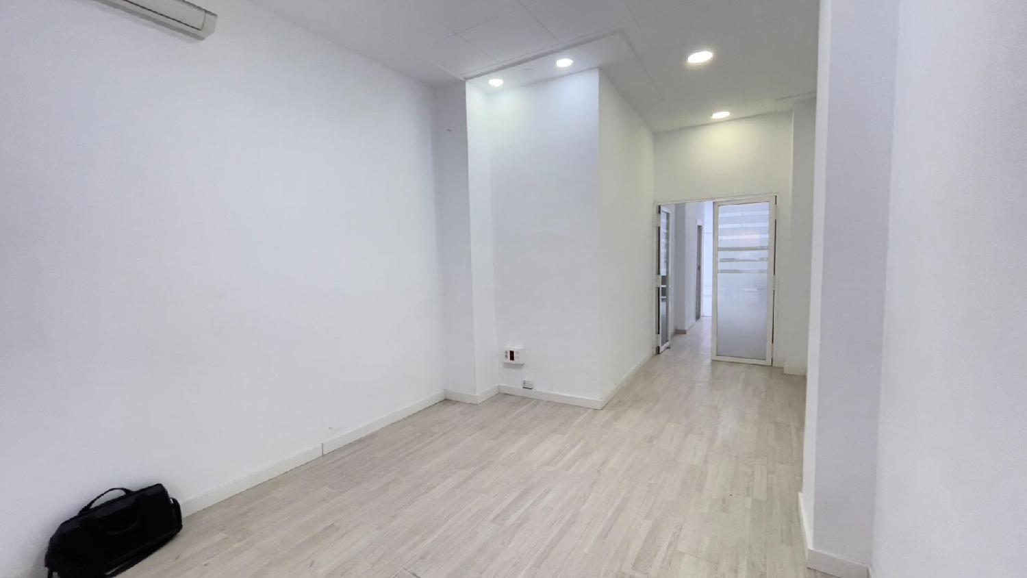 till salu lokal Extramurs La Petxina Valencia 3